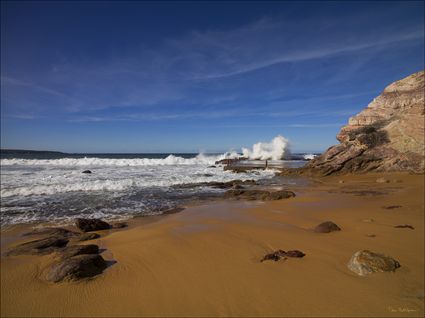 Aslings Beach - Eden - NSW SQ (PBH4 00 8548)